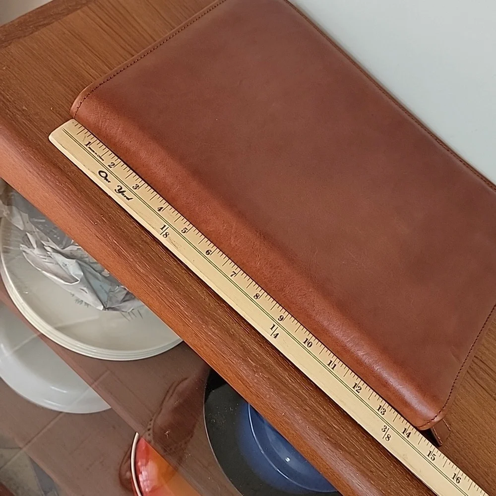 T. Anthony Leather Portfolio Case Under Arm Folio Zippered Pad Cover